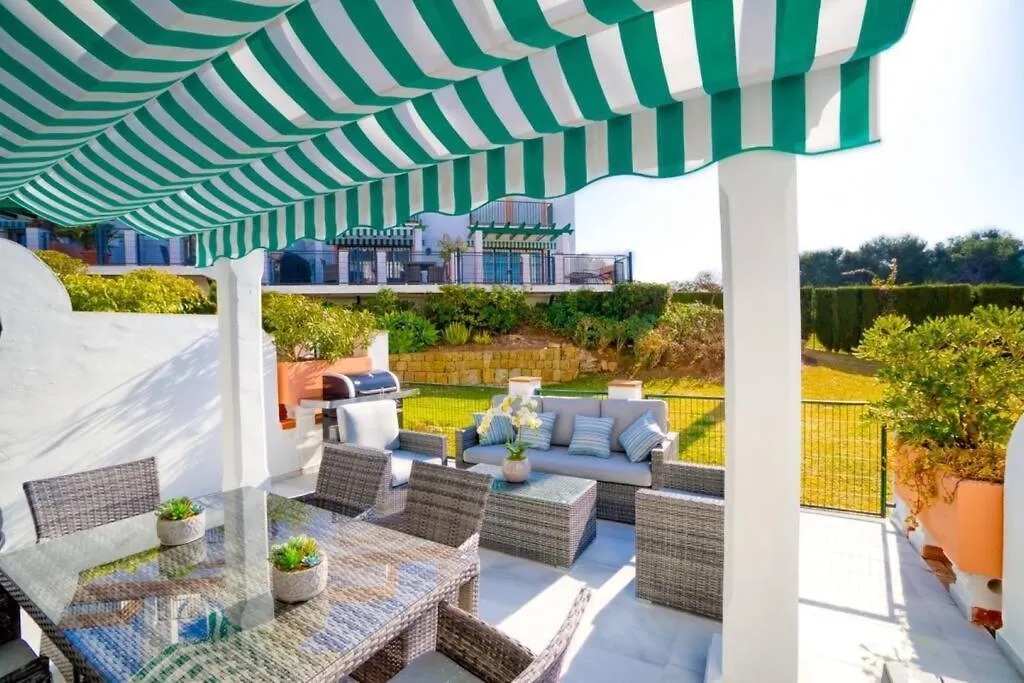 بيت للعطل Marbella Luxury Home With Games Room & Sea Views